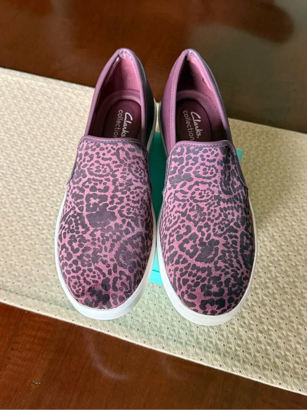 Clarks Collection Layton Petal Slip on Shoes Sz 8W